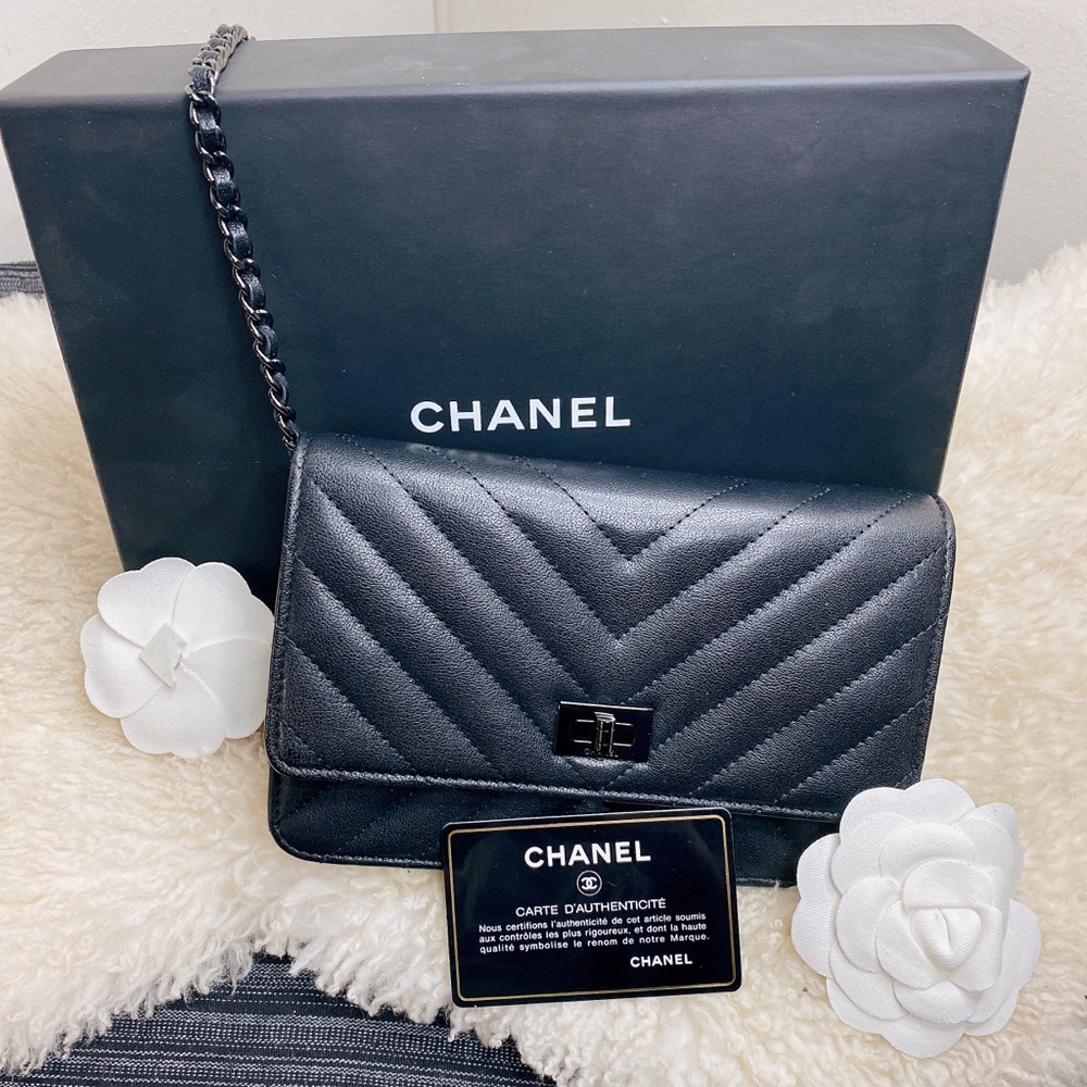 CHANEL WOC WALLET ON CHAIN SO BLACK